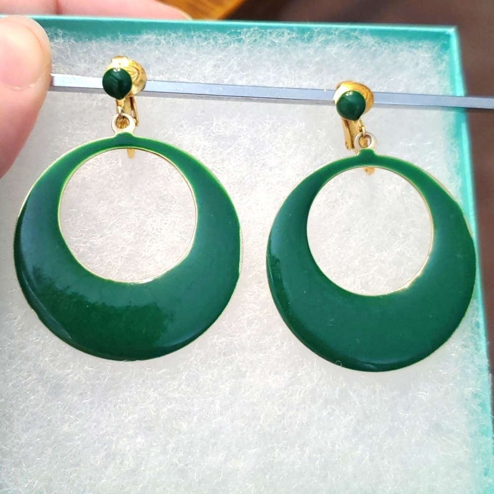 Vintage dark green circle earrings